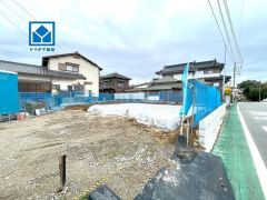 コンビニ・ドラッグストアまで徒歩9分圏内＾＾