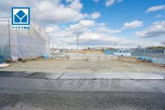 イオン穂波ショッピングセンターまで車で約4分（1.3ｋｍ）ショッピングなど楽しめます＾＾