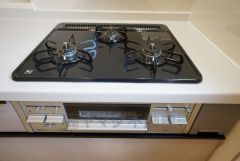 3口コンロなので、効率よくお料理が楽しめます。毎日のお料理も楽しくなりますね＾＾