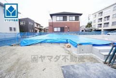 イオン福岡店まで車で約6分（1.9ｋｍ）ショッピングや映画鑑賞などを楽しめます＾＾コンビニ・スーパー・ドラッグストアまで徒歩10分圏内。周辺環境充実＾＾