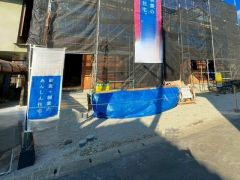 駐車スペースはゆとりある2台分を確保。マイカー用に、お客さま用に、余裕を持ってご利用いただけます。