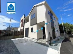 西鉄バス「吉原」停まで徒歩2分＾＾コンビニ徒歩2分。スーパー徒歩8分。イオンモール福岡まで車で7分（2.2ｋｍ）
