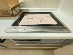 汚れてもサッとふける、お手入れのしやすいIHクッキングヒーター。オール電化なので経済的です。