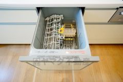 同仕様写真。家事の時間が短縮できる食器洗浄乾燥機付。後片付けもラクラクです。