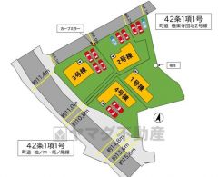 4号棟。カースペースは並列駐車2台付き。