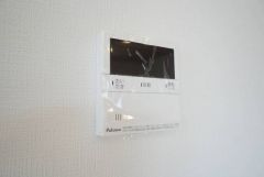 おいだき機能つきなのでお風呂に入る時間が異なるご家庭には嬉しいですね。ボタン一つで快適で便利な生活が＾＾