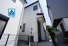 福岡空港まで徒歩5分バス金隈停から乗車13分＾＾コンビニ徒歩10分。