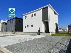 敷地面積58坪以上。WIC・インナーバルコニー有。飯塚市コミュニティバス「椿」停徒歩5分。通勤や通学に便利＾＾