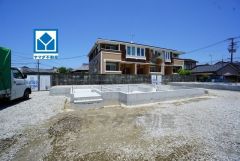 敷地面積約40坪＾＾西鉄バス「四王田団地」停まで徒歩4分＾＾通勤や通学に便利。ＪＲ香椎線「須恵」駅徒歩11分。