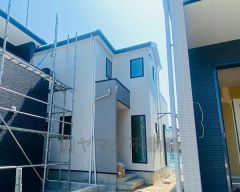 ＪＲ香椎線、地下鉄空港線、ＪＲ篠栗線の3沿線利用でき通勤や通学などに便利です＾＾コンビニ・ドラックストアまで徒歩10分圏内＾＾