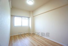 寝室や子ども部屋など、用途に合わせてご利用の幅は無限大＾＾お気に入りの家具とインテリアで素敵な部屋を作りましょう。