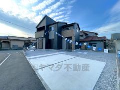 カースペースは4台分を確保＾＾