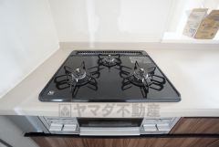 3口コンロなので、効率よくお料理が楽しめます。毎日のお料理も楽しくなりますね＾＾