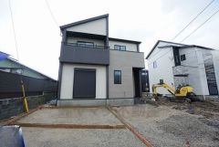 ＪＲ香椎線「宇美」駅まで徒歩8分＾＾通勤やおでかけに便利＾＾宇美小学校まで徒歩約4分＾＾宇美中学校まで徒歩約5分＾＾