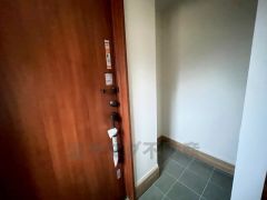 シューズインクローク完備。