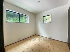 ＬＤＫに隣接する和室です。様々な使用用途で活躍しそうです。