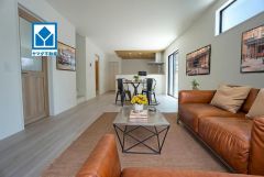 写真の家具・インテリアはイメージCG画像です。将来にわたって住みやすくプランニングを重ねて設計された間取で日々の生活をしやすい導線を考えた居住空間を創り上げております＾＾