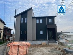 コンビニ・ドラッグストアまで徒歩9分圏内＾＾