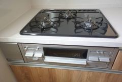 3口コンロなので、効率よくお料理が楽しめます。毎日のお料理も楽しくなりますね＾＾