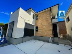 西鉄バス「鬼の面」徒歩5分。 イオン筑紫野店まで車で約9分（2.9ｋｍ）。ショッピングや映画鑑賞など楽しめます。