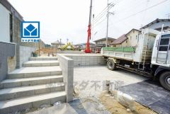 西鉄バス南山手入口徒歩3分。並列駐車3台＾＾イオン大野城ショッピングセンターまで車で約17分（5.3ｋｍ）