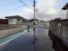 仲原小学校徒歩約2分（160ｍ）粕屋中学校徒歩約11分（750ｍ）