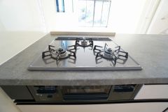 3口コンロなので、効率よくお料理が楽しめます。毎日のお料理も楽しくなりますね＾＾