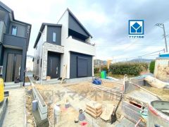 コンビニまで徒歩2分＾＾スーパー・ドラッグストア徒歩7分圏内＾＾周辺環境充実。