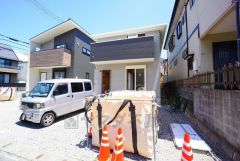 コンビニ・スーパーまで徒歩12分圏内＾＾西鉄太宰府線西鉄五条駅まで徒歩10分＾＾