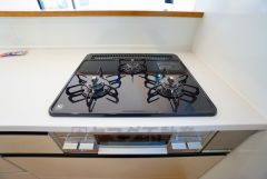 3口コンロなので、効率よくお料理が楽しめます。毎日のお料理も楽しくなりますね＾＾