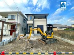 スーパー・コンビニ・ドラッグストアまで徒歩9分圏内＾＾須恵IC入口まで車で約11分（3.3ｋｍ）