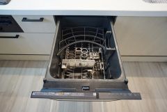 同仕様写真。家事の時間が短縮できる食器洗浄乾燥機付。後片付けもラクラクです。