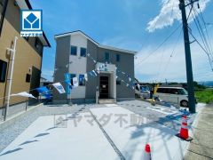 2号棟。敷地面積51.05坪。LDK広々19.5帖。ＪＲ後藤寺線「新飯塚」駅まで徒歩3分の西鉄バス「枝国三区」停から18分。