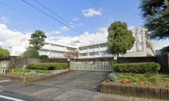 下大利小学校