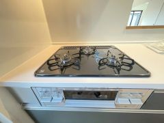 3口コンロなので、効率よくお料理が楽しめます。毎日のお料理も楽しくなりますね＾＾