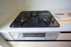3口コンロなので、効率よくお料理が楽しめます。毎日のお料理も楽しくなりますね＾＾