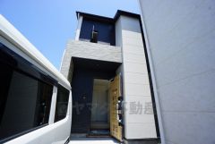 須恵ICまで車で約5分（1.4ｋｍ）遠出のお出かけに便利。快適でゆとりのある生活空間で新生活を始めましょう^^