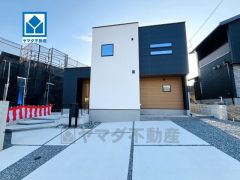 オール電化住宅。JR須恵駅まで自転車で約9分＾＾並列駐車2台。敷地面積60坪。