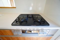 3口コンロなので、効率よくお料理が楽しめます。毎日のお料理も楽しくなりますね＾＾