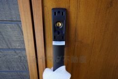 同仕様写真。タッチキーで玄関錠の開閉が簡単です＾＾