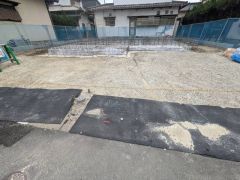 駐車スペースは4台分確保＾＾（車種による）