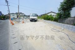 カースペースは並列3台。 ご夫婦で1台ずつとご友人や急な来客があっても安心です＾＾