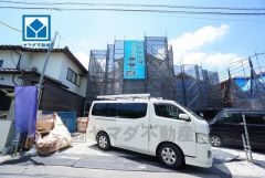 コンビニまで徒歩9分。スーパーまで徒歩10分。須恵中央駅まで徒歩15分。