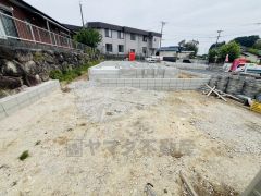 コンビニ・スーパーまで徒歩6分圏内。穂波東IC入口（八木山バイパス）まで車で約9分＾＾遠出のお出かけに便利＾＾