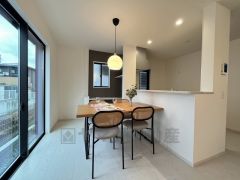 将来にわたって住みやすくプランニングを重ねて設計された間取で日々の生活をしやすい導線を考えた居住空間を創り上げております＾＾