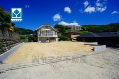 敷地面積広々91坪。平屋住宅。駐車3台。お庭。太宰府駅徒歩9分。西鉄バス徒歩4分。コンビニ徒歩9分。スーパー徒歩10分。