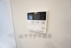 浴室暖房乾燥機には、暖房、乾燥、涼風、換気の4つの機能が付いています。タイマー付きです。