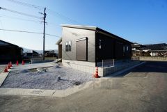 分譲地は通り抜けができない設計になっており、住民の方を中心とした利用となりますのでセキュリティ確保に繋がります。