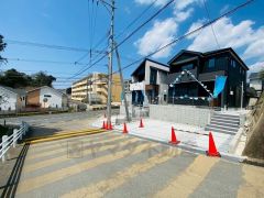 前面道路7ｍ以上駐車がスムーズ＾＾原田小・宇美南中学校：徒歩4分＾＾西鉄バス「原田」停まで徒歩5分。