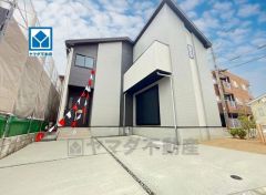 イオン二日市店まで車で約5分。ショッピングを楽しめます。西鉄天神大牟田線西鉄二日市駅まで徒歩13分。通勤や通学に便利です＾＾